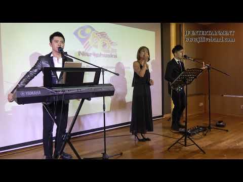 JF Singer - F. Fang [English/Chinese]