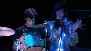 16/16 Yeah Yeah Yeahs - Modern Romance @ The Fillmore 2004