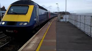 preview picture of video 'HST passing Starcross at speed'