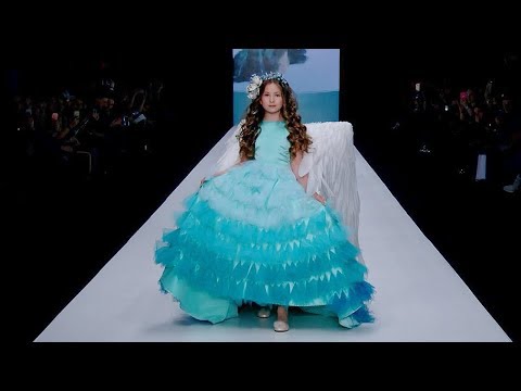 Alta Costura | Fall Winter 2018/2019 Full Fashion Show | Exclusive