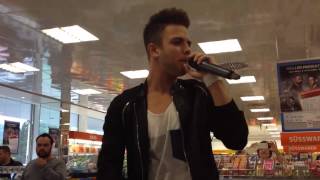 Luca Hänni & Christopher S Live "I Can`t Get No Sleep" 07.05.14 Autogrammstunde Müller Näfels