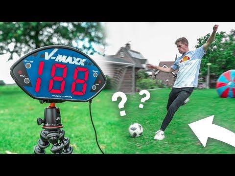 HOEVEEL KM/U KAN JE SCHIETEN MET EEN VOETBAL?!