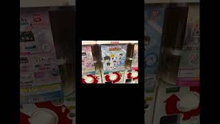 速報!HUNTER×HUNTERめじるし第一弾まだ半分くらいあったよ!パース住みの人はBooragoonのガシャポンへGo🏃2TOKENSだから$7/個かなり割安💰#ハンターハンター #めじるし