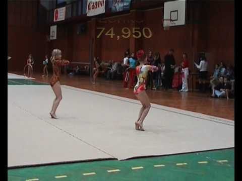 Retro - Eliška+Lenka 16.12.2004(exhibice)