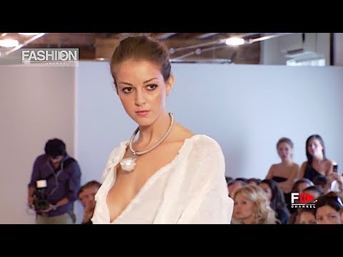 PAOLA FRANI Spring Summer 2011 Milan - Fashion Channel
