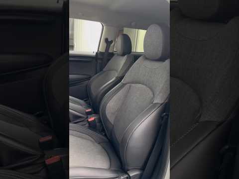 Removing and replacing (fitting) MINI F56 Cooper Seats from firework cloth to black pearl leather