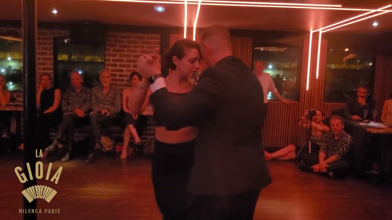 Video thumbnail for Show de Barbara Carpino & Claudio Forte (1/4)