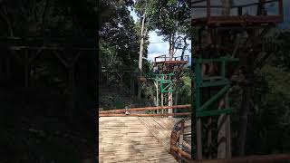 preview picture of video 'Tree house  Puncak urongo asik !!!!!!!!'