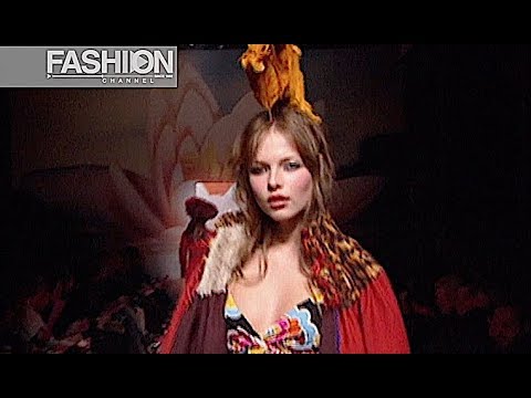 POLLINI Fall 2004 2005 Milan - Fashion Channel
