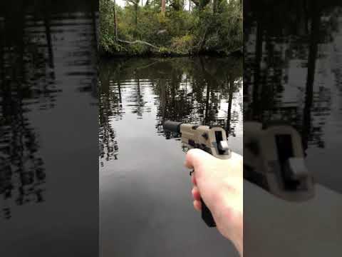 American Tactical GSG-16 .22 long rifle first shots (MP5 Clone)