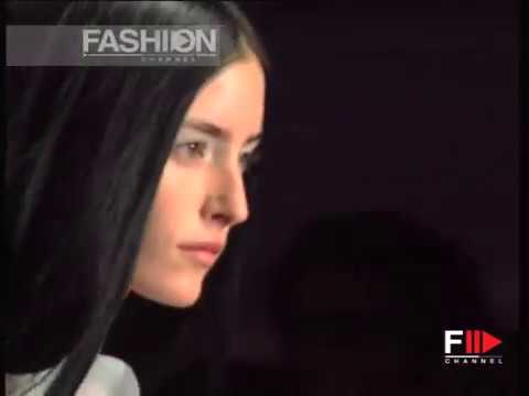 "Versus" Spring Summer 1998 Milan 2 of 3 pret a porter woman by FashionChannel
