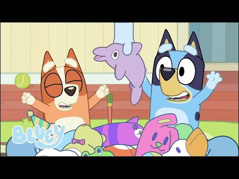 Bluey and Bingo Play the Claw Game! | The Claw | Bluey