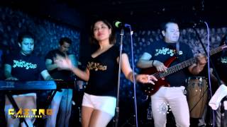 El Verde De Tus Ojos Lyrics English Translation