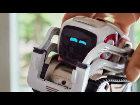 COZMO「コズモは手のひらサイズ」