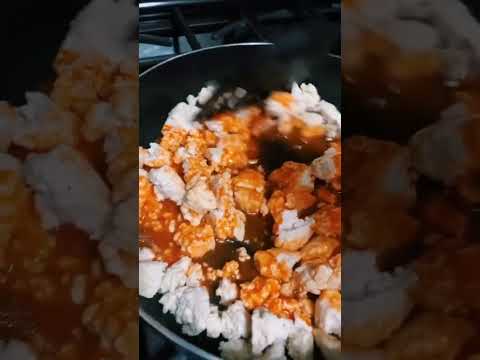 Quick, Easy Keto-Friendly Recipes: Buffalo Chicken Salad