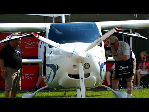 Aero-TV At SnF 2022: Flight Design’s New F2