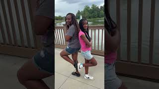 POUR IT UP CHALLENGE #dancechallenge #dancetrend #danceshorts #familyshorts #mommydaughter #dancefam