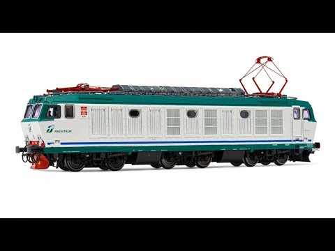 Rivarossi FS Class E.652 019 Electric Locomotive "XMPR 2" pulling FS Express Passenger Train