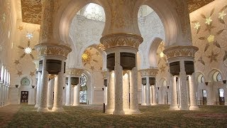 preview picture of video 'Sheikh Zayed Grand Mosque, Abu Dhabi, UAE'