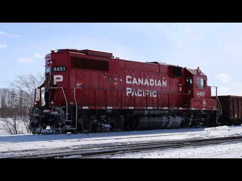 CP 4451 GP38-2 switching in Thunder Bay ON [4k]