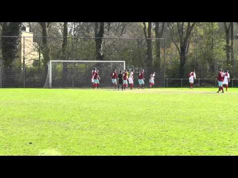 10 april 2016 Zwaluwen Utrecht 11 1 - UVV 1 com 2-1 Doelpunt Zwaluwen (1-1)