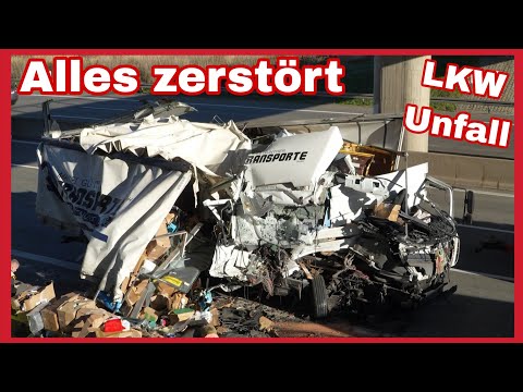 ⚠️LKW TOTAL ZERRISSEN‼️Schwerer Unfall auf A14 in Leipzig❌️Überreste werden geborgen⚠️