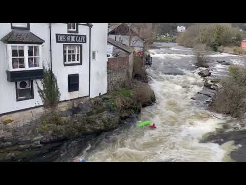 Llangollen - River Dee - Kayaking Town Falls @0.82  (Swimmer Reel)