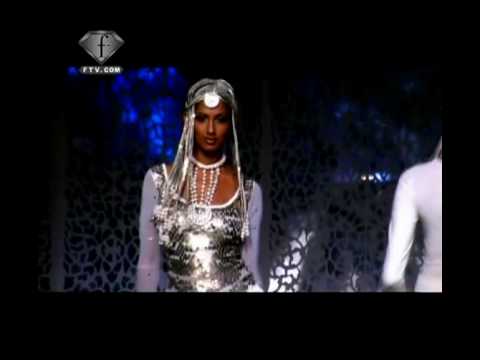download lagu mp3 mp4 Sheetal Mallar, download lagu Sheetal Mallar gratis, unduh video klip Sheetal Mallar