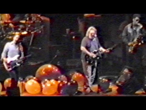 Grateful Dead 12-31-88 Oakland Coliseum Oakland CA