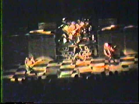 Iron Maiden - Live 1983 - (World Piece Tour, Montreal)