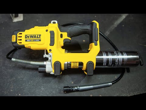 NEW Dewalt 18V Grease Gun (DCGG581)