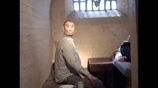 preview picture of video 'The Oundle Prisioner in the Courthouse Cells'