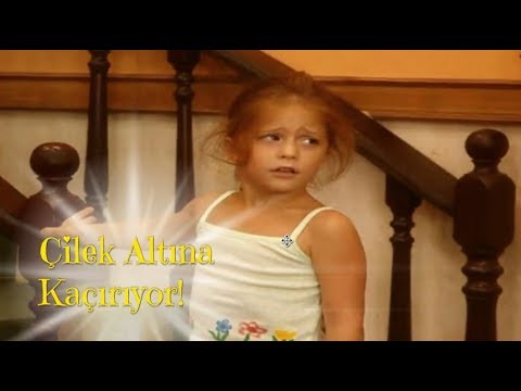 Çilek Altına Kaçırıyor! - Sihirli Annem