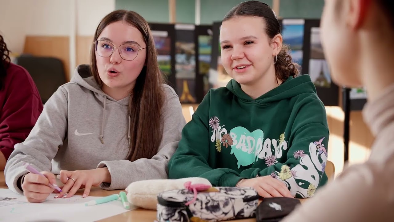 Film informacyjny Kim jest Technik Reklamy - produkcja IKON Movie Śląsk
