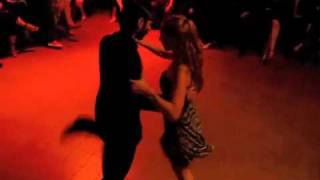 Néstor Azorín & Jesica Arfenoni en el Yeite Tema: Picante - Rodolfo Biagi