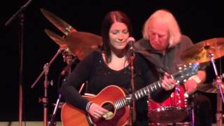Live Music : Folk : Fairport Convention, featuring Edwina Hayes