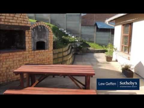 3 Bedroom House For Sale in Dorchester Heights, East London, Eastern Cape, South Africa for ZAR 1...