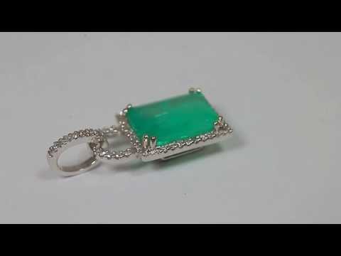 Sparkling 3.20 tcw Natural Colombian Emerald & Diamond Pendant 14k