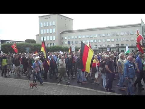 Pegida Dresden 27.07.15,Pegida vorm Landtag,Auf zur Revolution
