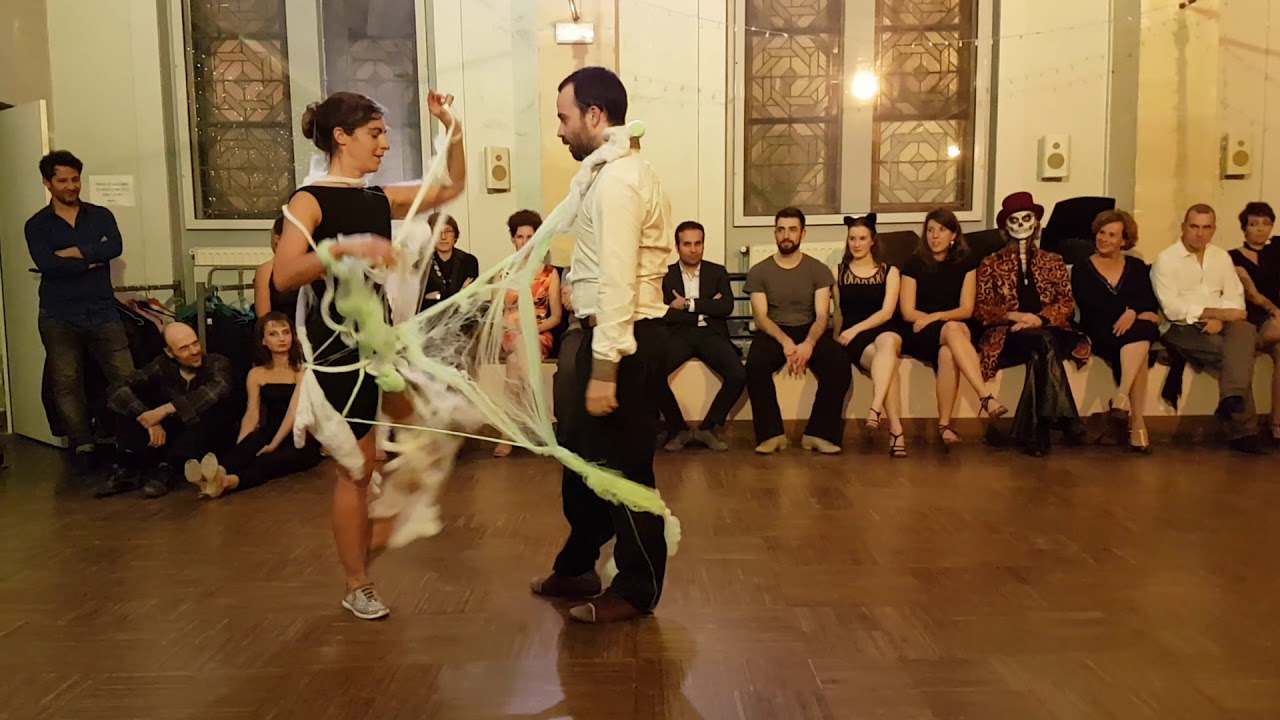 Démo/improvisation à contrainte de Germain Cascales & Marie Zanotti  2/2 ❤@ Milonga Bu-la-la - Paris