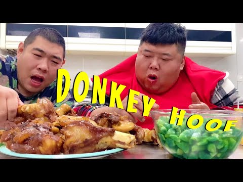 200 yuan "donkey tendon", monkey brother a pot of laba garlic with delicious food!