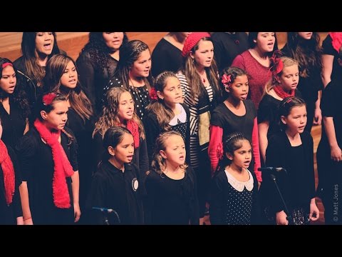 オペラキッズ - ニュースの裏側 (Opera Kids - Behind the News)