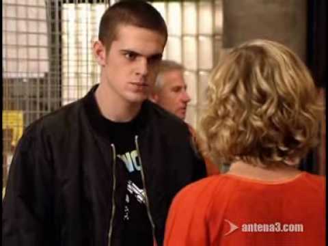 FOQ - Julio se salta la orden de alejamiento