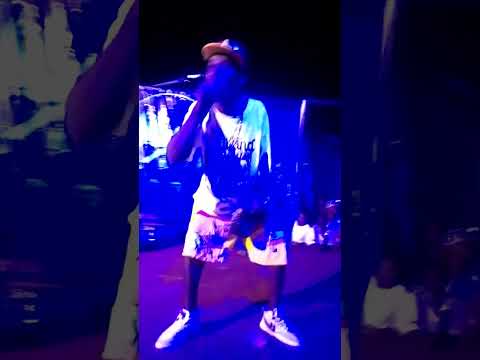 Laz D performs @ Ikpa Road Concert #akwaibom got talent