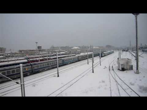 IC553-561 si  P9105 tranzitand Halta Bucuresti Basarab 1 Februarie 2010