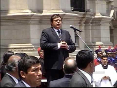 Homenaje en el Palacio de Gobierno a Arturo Zambo Cavero