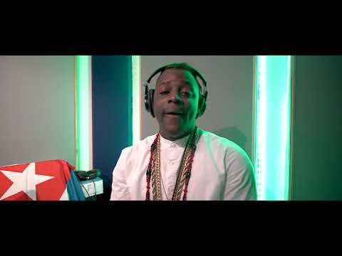 NKM ► Sola En Mi Cama