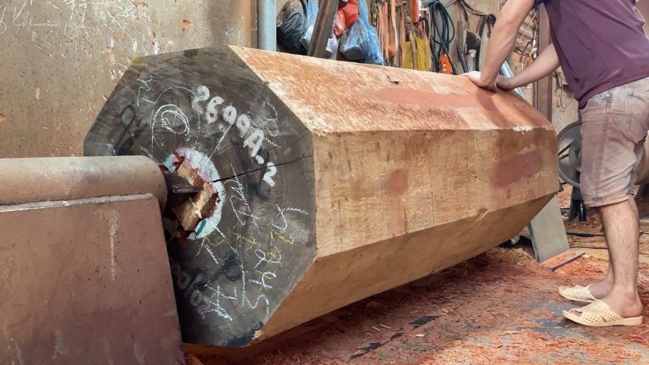 Process Carving A Giant Redwood Tree In The Factory | Great Art On A Big Wood Lathe, Woodturning