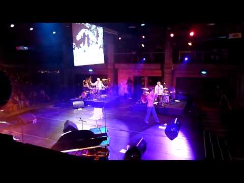 Elza Soares, Celso Sim e Zé Miguel Wisnik (10/2011) 5