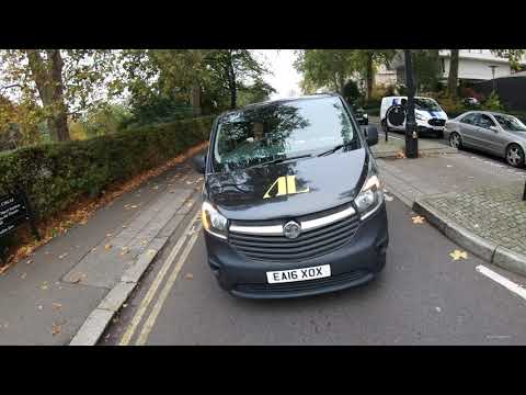 Addison Lee driver comes looking for me - EA16XOX at Gandalf Corner